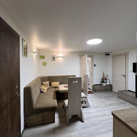 Kubu Ground Floor Rooms クライペダ エクステリア 写真