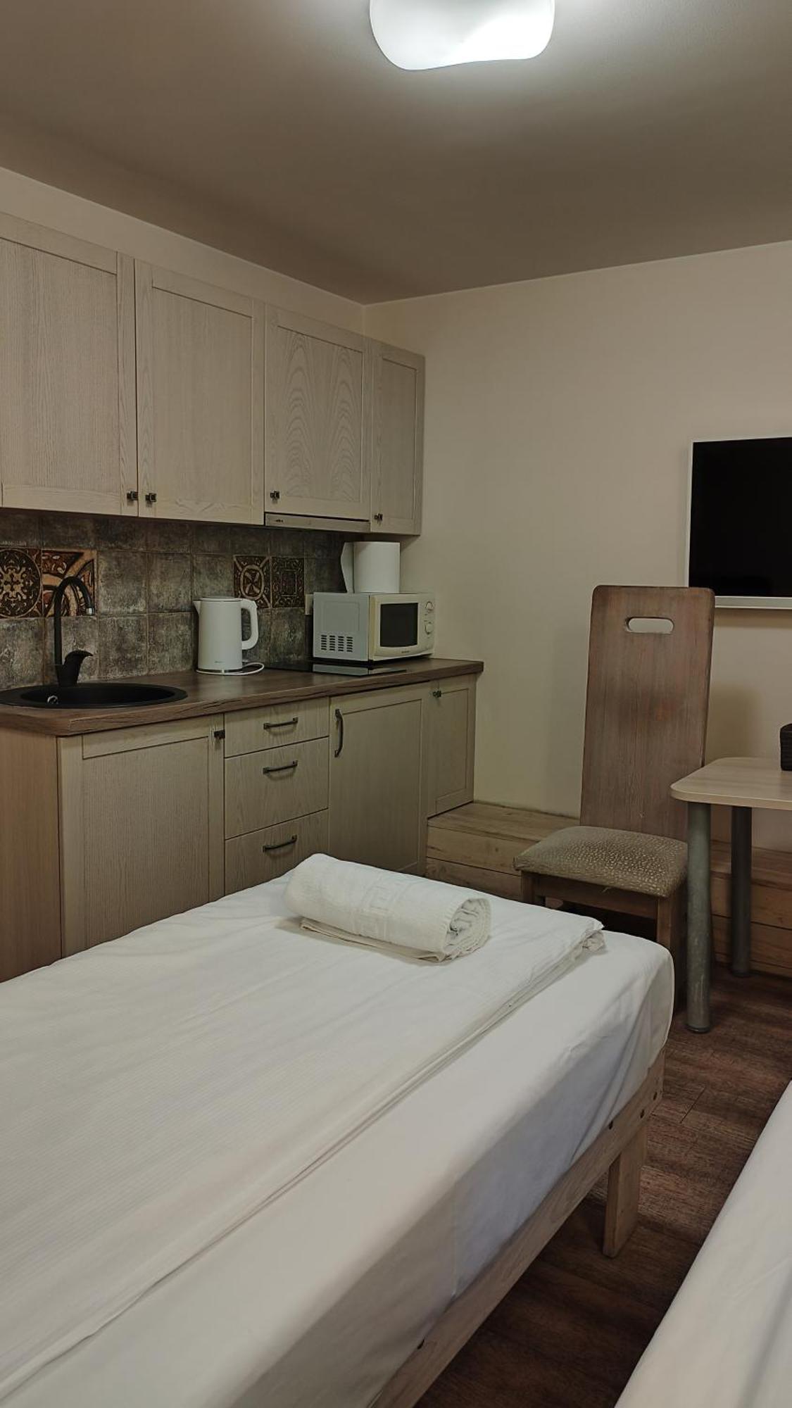 Kubu Ground Floor Rooms クライペダ エクステリア 写真
