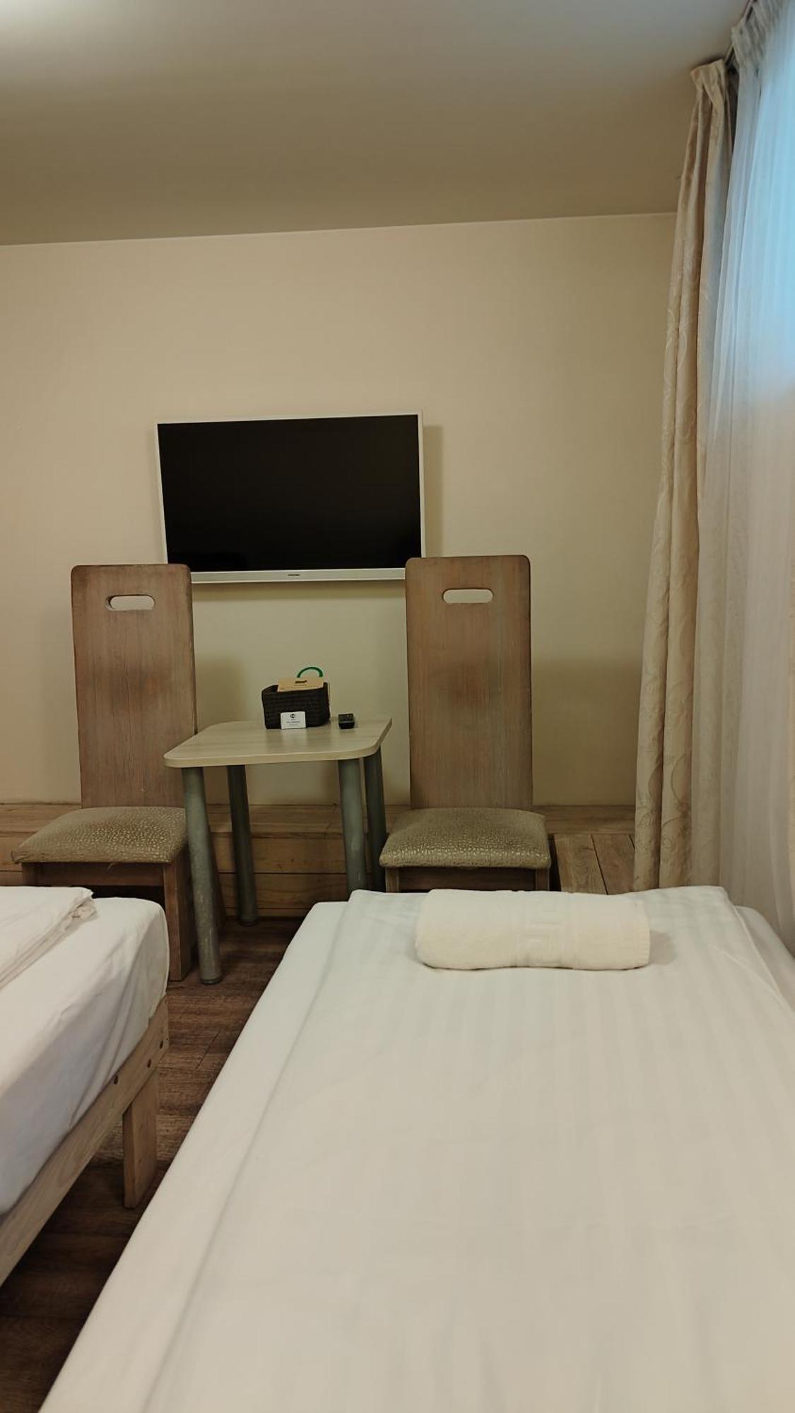 Kubu Ground Floor Rooms クライペダ エクステリア 写真