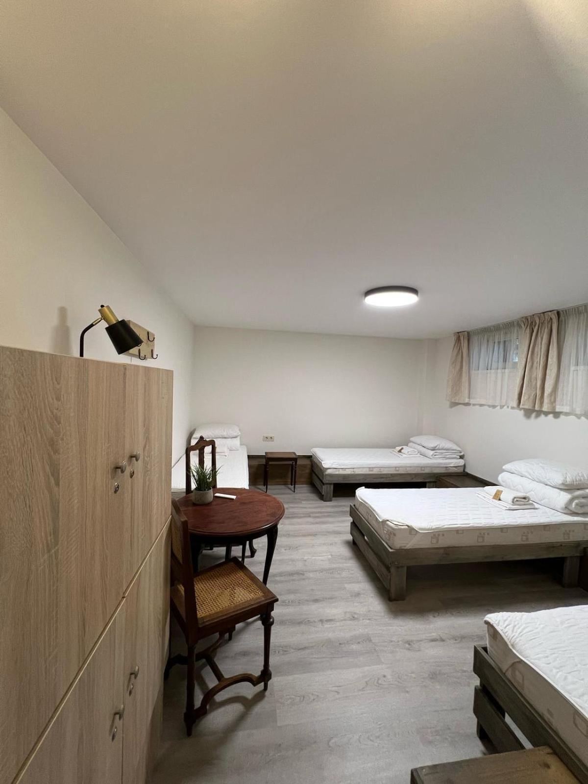 Kubu Ground Floor Rooms クライペダ エクステリア 写真