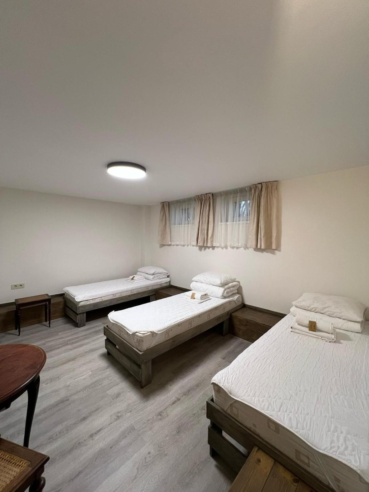 Kubu Ground Floor Rooms クライペダ エクステリア 写真